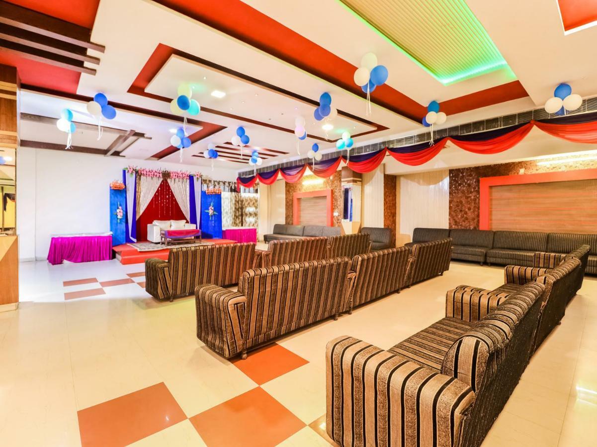 Oyo 47630 Grand Villa Moga Екстер'єр фото